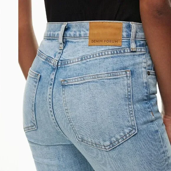 DENIM FORUM | The Yoko High Rise Slim | Size 27 - Picture 2 of 16